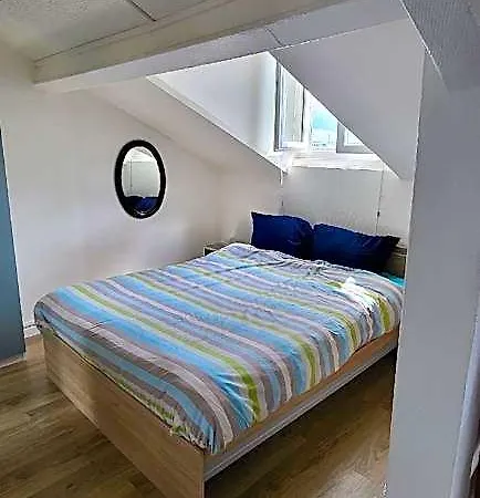 Cozy Attic Clichy Levallois *