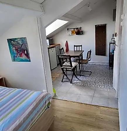 Διαμέρισμα Cozy Attic Clichy Levallois